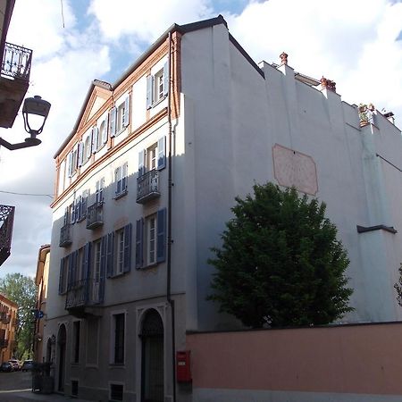 לינה וארוחת בוקר אלבה Palazzo Finati מראה חיצוני תמונה