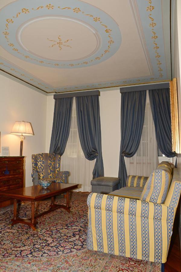 לינה וארוחת בוקר אלבה Palazzo Finati מראה חיצוני תמונה
